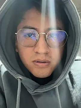 GoldenM95 online show from March 17, 11:51 pm