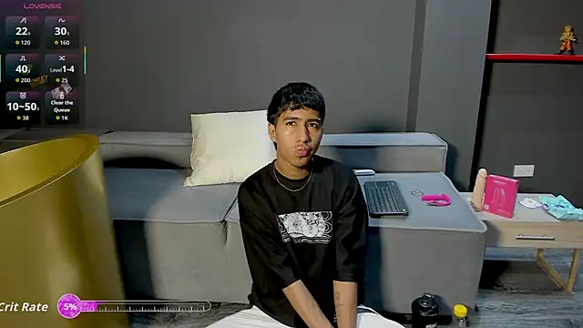 Ender h0tt online show from April 1, 1:52 pm