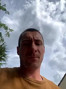 johnsex1989 online show from May 2, 7:44 am