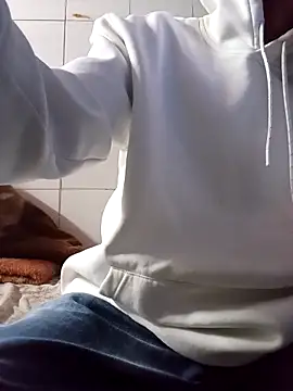 SeuDono  online show from April 20, 2:14 am