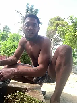 Johnbtte online show from April 27, 1:19 pm