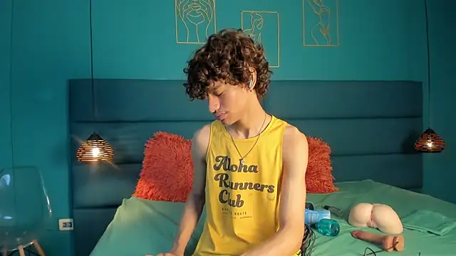 willturneer online show from March 15, 3:47 am