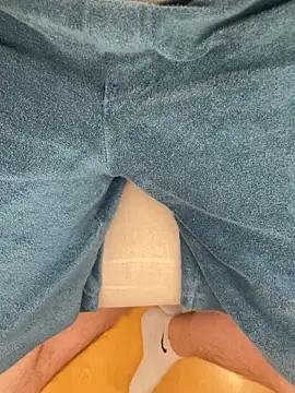 curvedlongdick online show from April 28, 8:02 pm