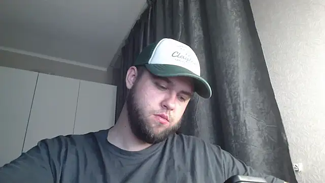 Ar4eewal online show from April 4, 6:05 pm