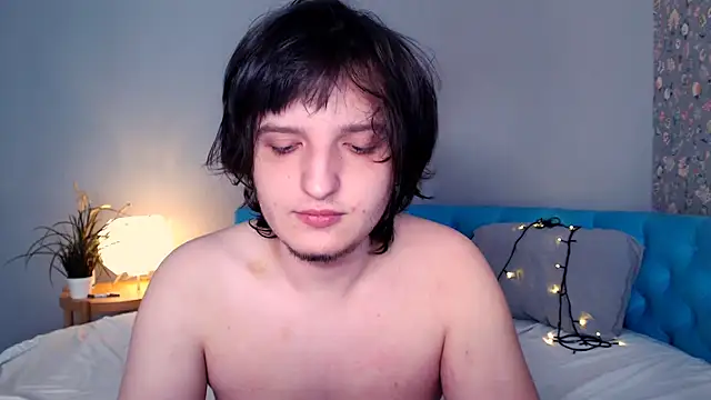 delalex online show from April 21, 4:18 am