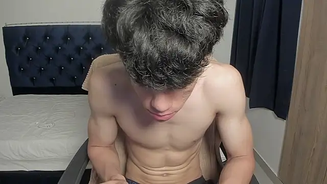 Josy 11 online show from May 8, 1:17 am