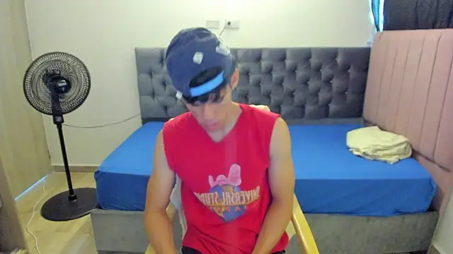 Josy 11 online show from March 17, 8:44 pm