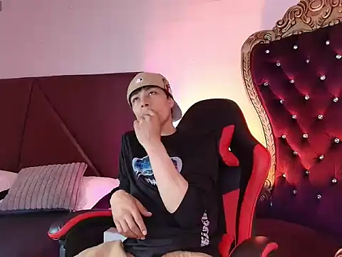 Andreew Style online show from March 16, 8:46 pm