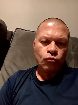 kiwi-strip online show from March 14, 10:28 pm