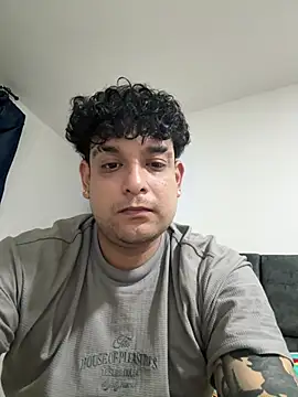 Niccolo Noir online show from April 7, 4:23 am