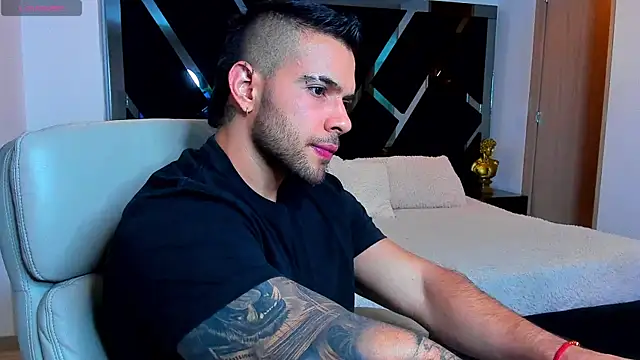 Raytorres online show from July 16, 12:50 am
