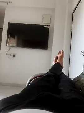 B S0051 online show from April 4, 1:57 am