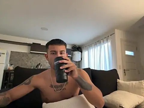 lunaris18 online show from March 24, 8:57 pm