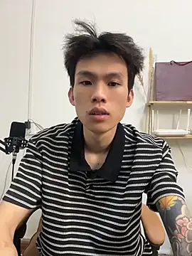zzzzppp3 online show from April 22, 3:57 am
