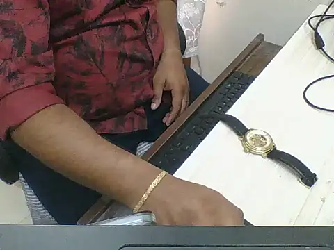 pradeepredd online show from May 24, 9:48 am