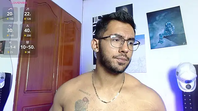 romanpearce  online show from June 22, 8:24 pm