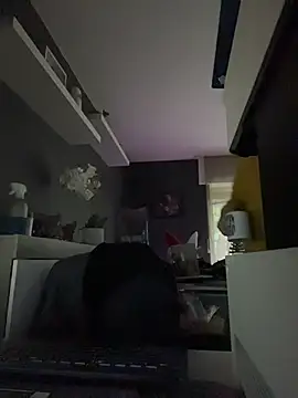 Neo60682 online show from March 29, 5:02 pm