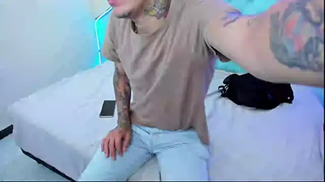 Max sstteel online show from March 30, 1:23 pm