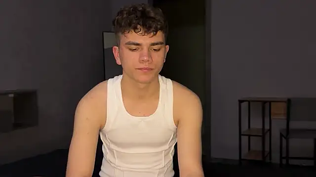MaxWoolf online show from May 5, 7:03 pm