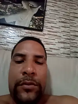 Tomajek95 online show from April 7, 12:49 pm