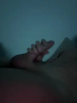 manuelgz42 online show from April 1, 10:29 pm