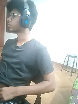letsplaygame online show from April 24, 5:48 pm