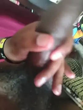 darkromeo99 online show from April 6, 10:16 am