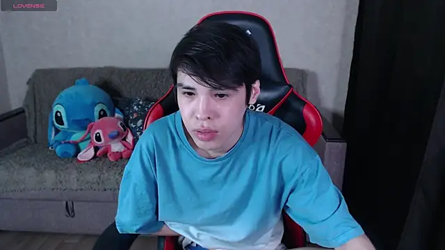 KennyOrtiz online show from April 8, 6:24 am