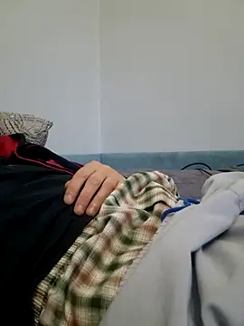 Frosting1957 online show from April 12, 5:47 pm