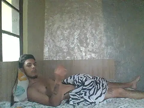 robertmrn112 online show from May 21, 4:55 pm