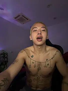 CheoXiao online show from April 19, 6:10 pm