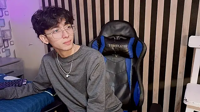 Twink Sebas7 online show from July 1, 12:39 pm