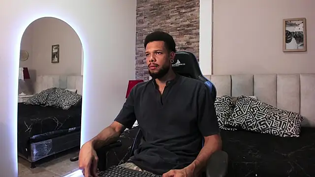 cero khalifa online show from April 9, 9:43 pm