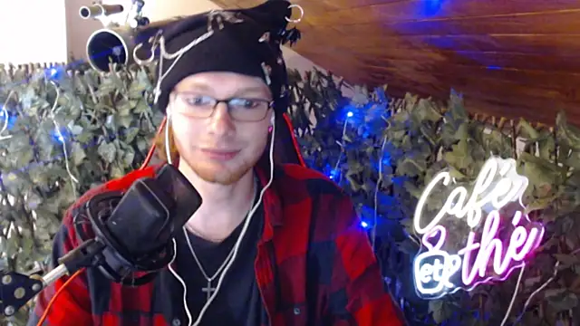 SkinnyAlex1312 online show from April 9, 9:59 am