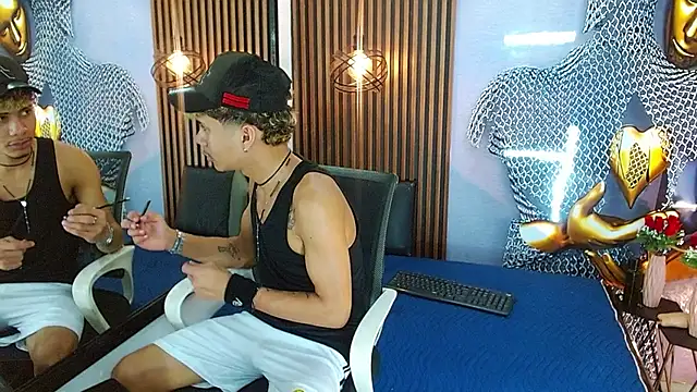 Skinny cute Alyer online show from May 24, 1:44 am