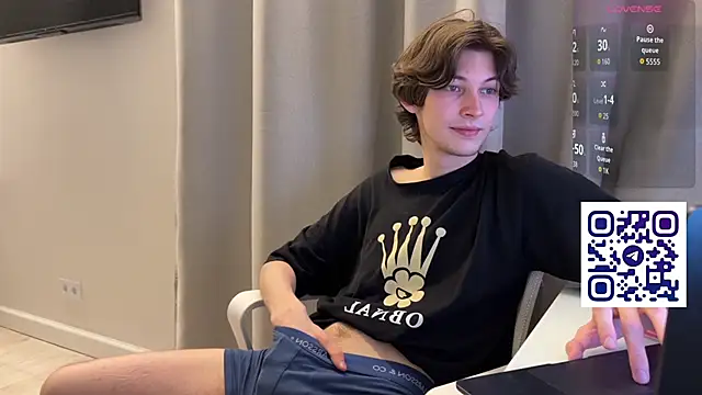 swaggenjoyer online show from June 13, 7:45 pm