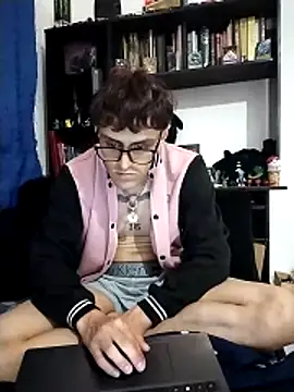 AoA-BoyStudent online show from April 21, 2:51 am