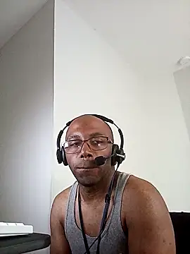 amazingguy online show from May 27, 7:55 pm