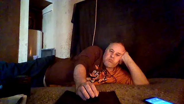 Nightshade1195 online show from May 14, 9:24 pm