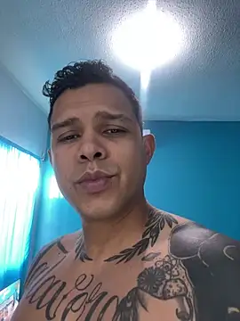 Candela3333 online show from April 21, 12:02 am