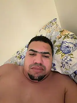 henriquez13 online show from April 24, 1:52 am