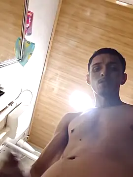 casadocalixaba028 online show from April 24, 9:50 pm