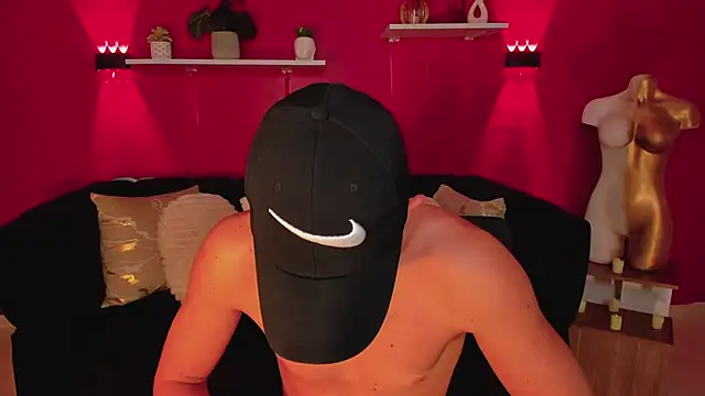 Saackthompson online show from April 28, 3:44 am