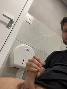novinho05666 online show from June 29, 2:39 pm