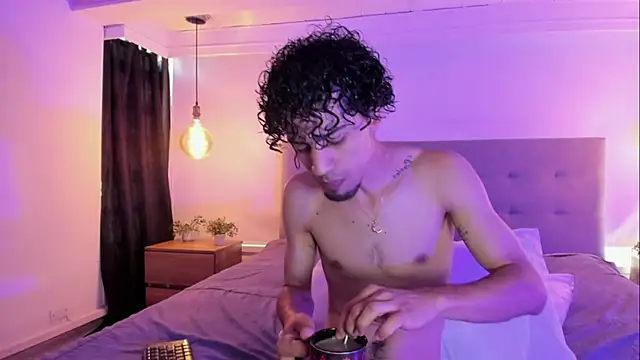 MichaelEvanss  online show from July 2, 12:55 pm