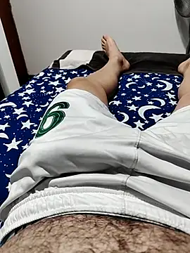 AndresvargasQ123 online show from July 22, 3:42 am