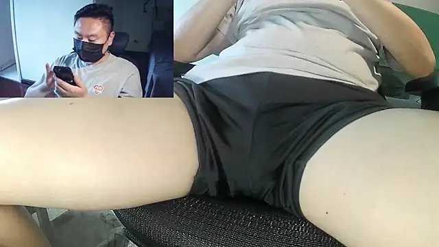 mrcake666 online show from May 25, 1:45 am