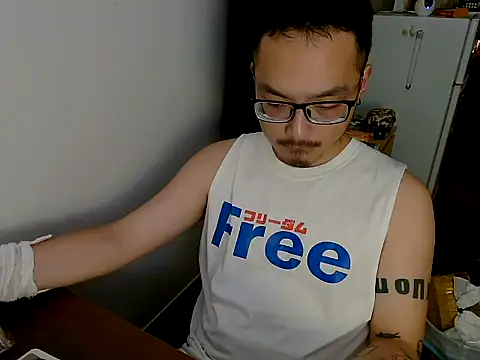 SHARK THEO online show from May 20, 11:39 am