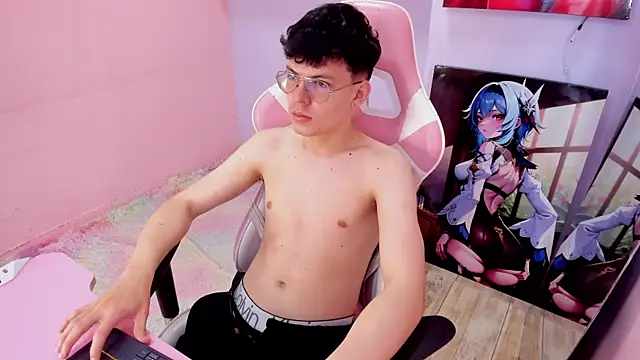 AngeloBocellii online show from June 23, 1:59 pm