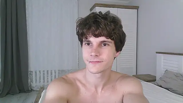 Eric Crush online show from June 24, 4:37 am